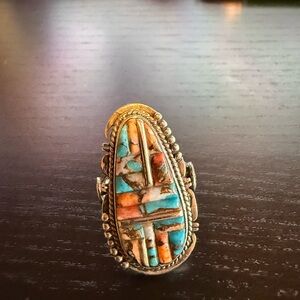 Spiney oyster stamped 925 Silver Ring